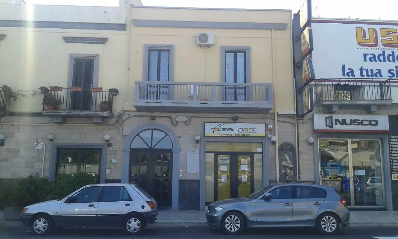 Casa Del Levante Hotel Bari 0*,  Italië